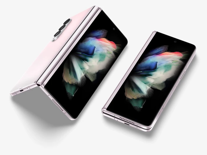 Samsung Galaxy Z Fold3, 22