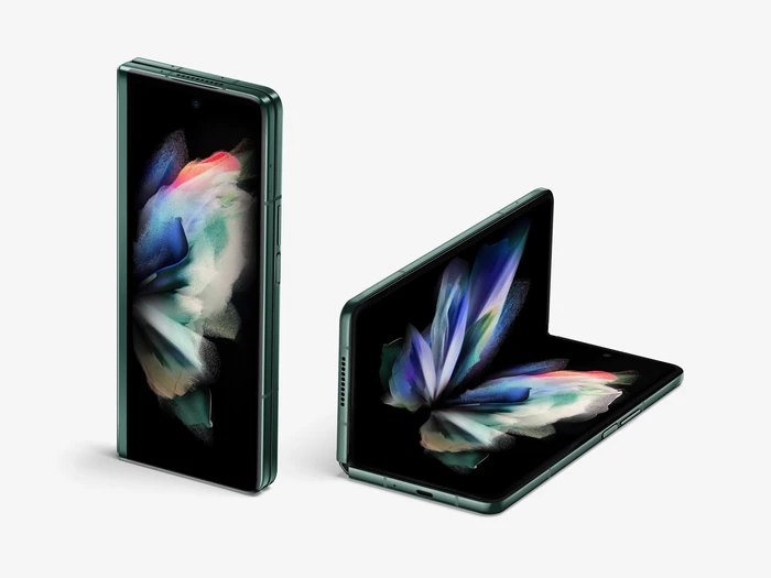 Samsung Galaxy Z Fold3, 05