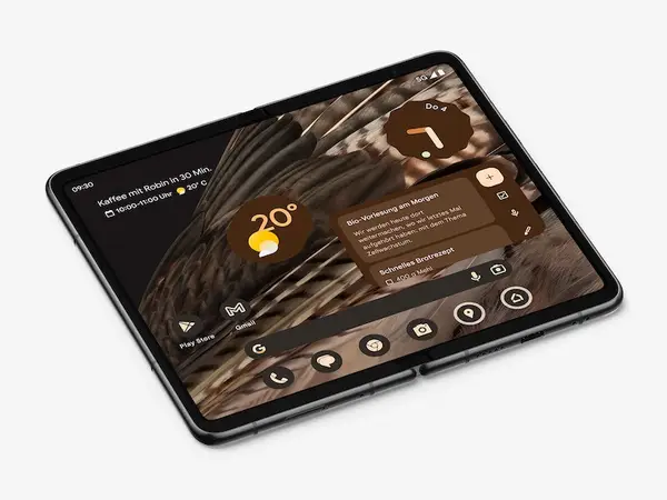 Pixel Fold Mockup, 20