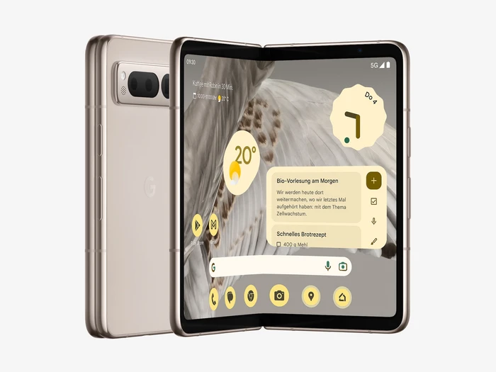 Pixel Fold Mockup, 17