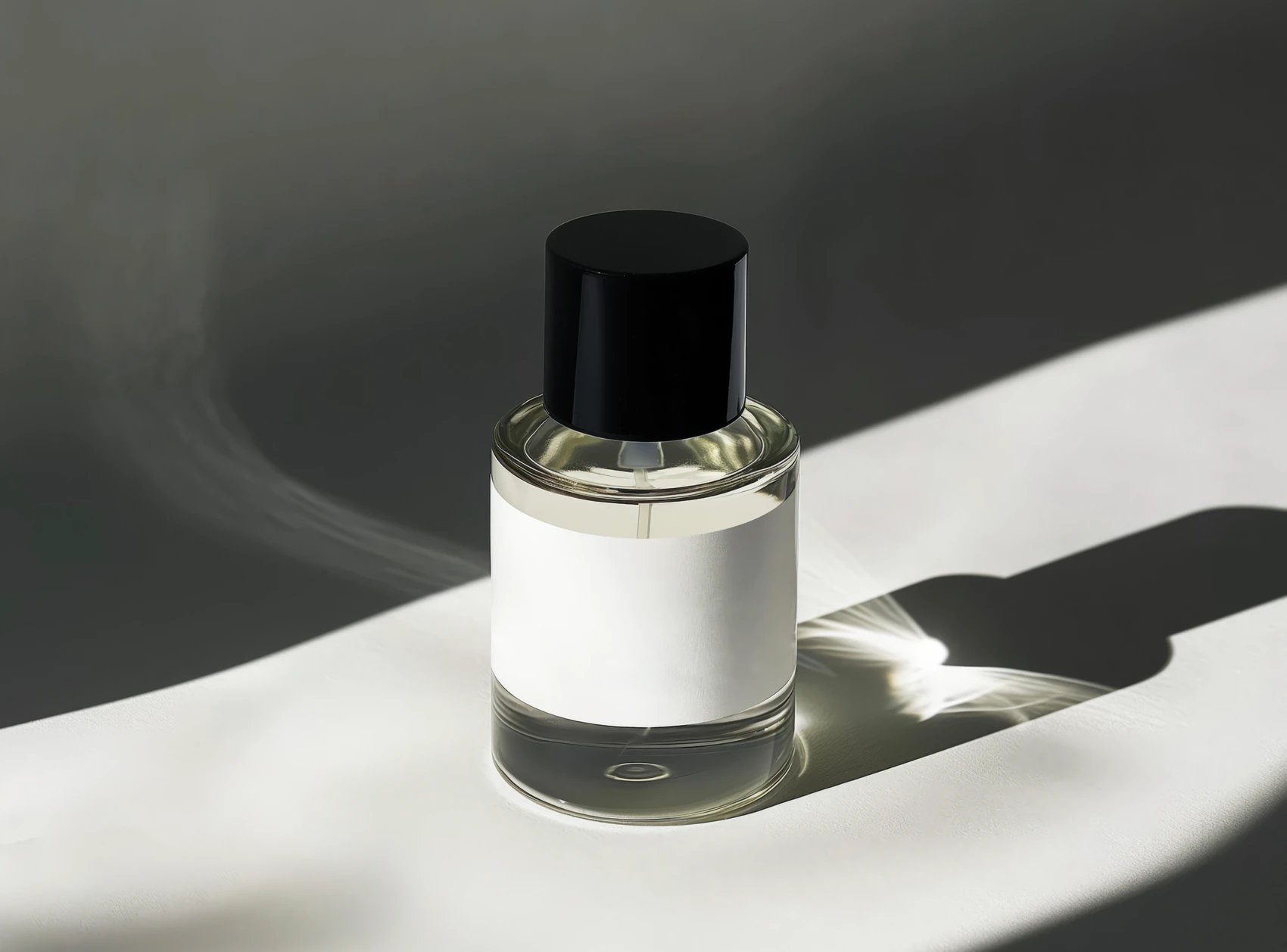 Free Perfume Bottle Mockup 2