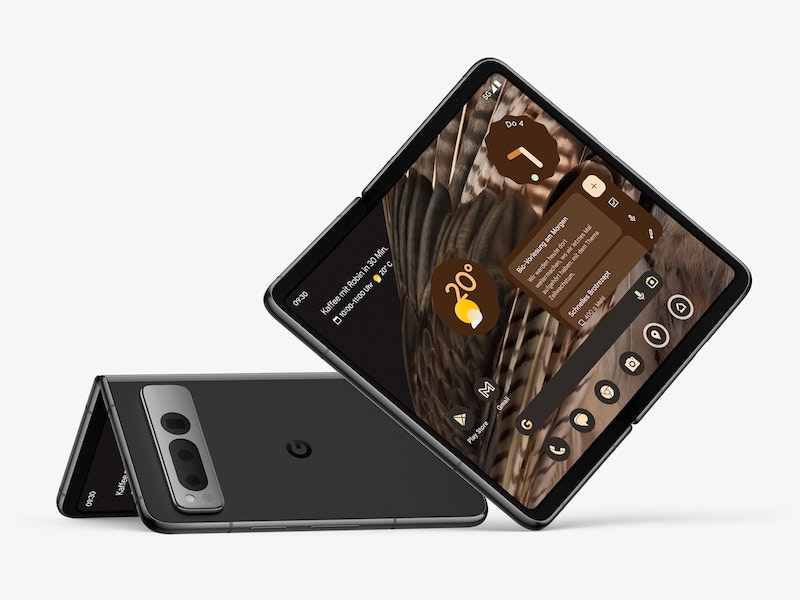 Pixel Fold Mockup, 15