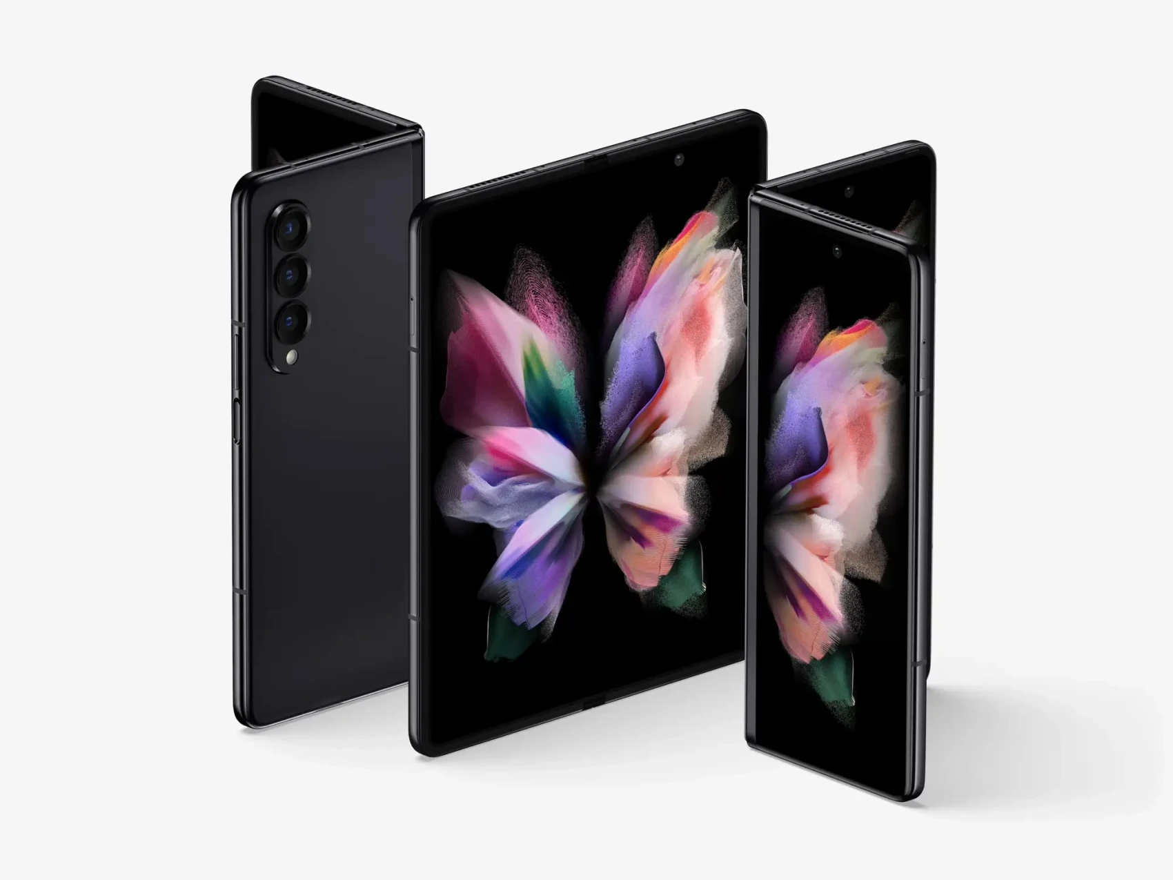 Samsung Galaxy Z Fold 3 Mockups 16